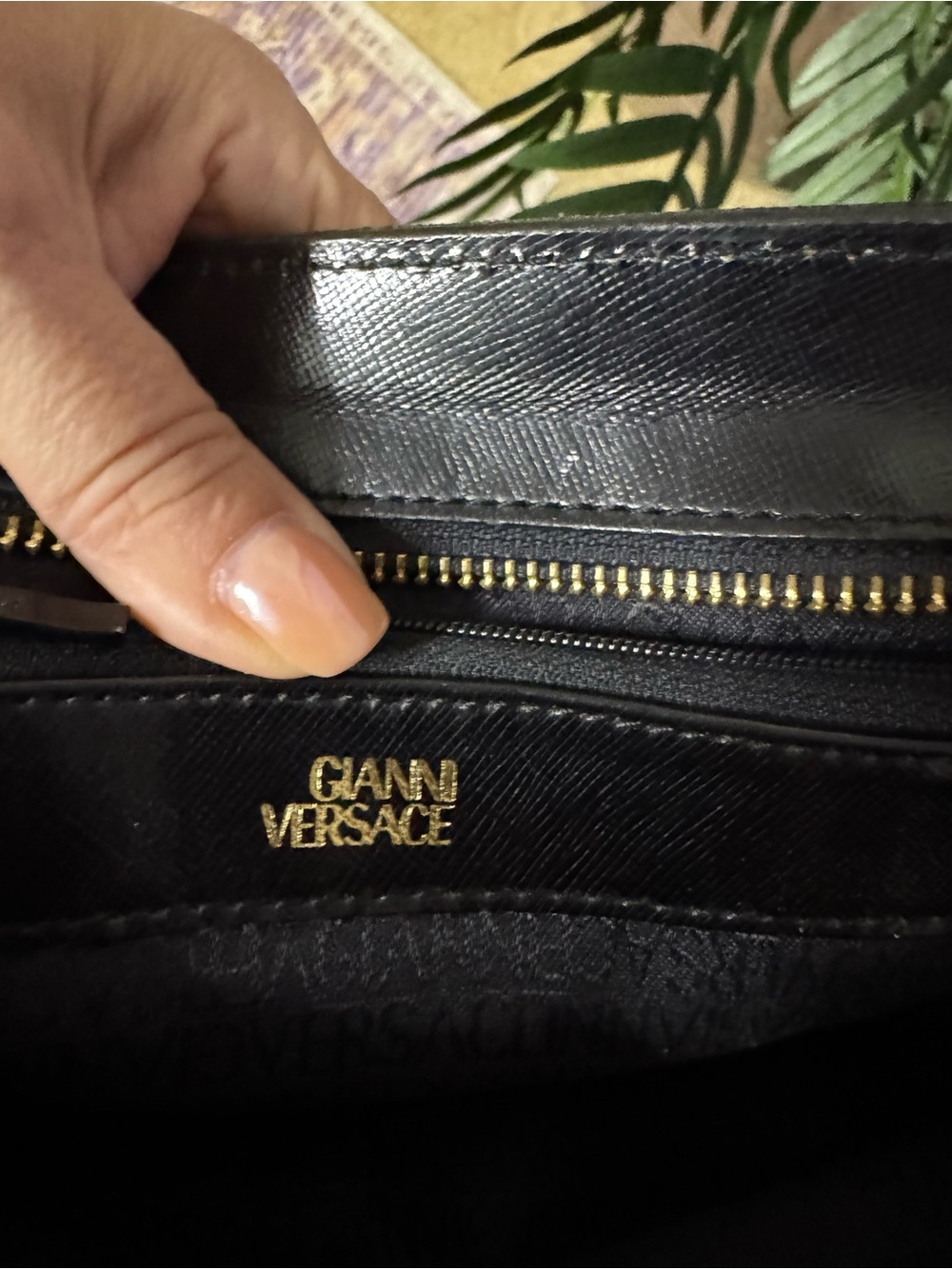 Gianni Versace Vintage Black Leather Satchel - Picture 6 of 8